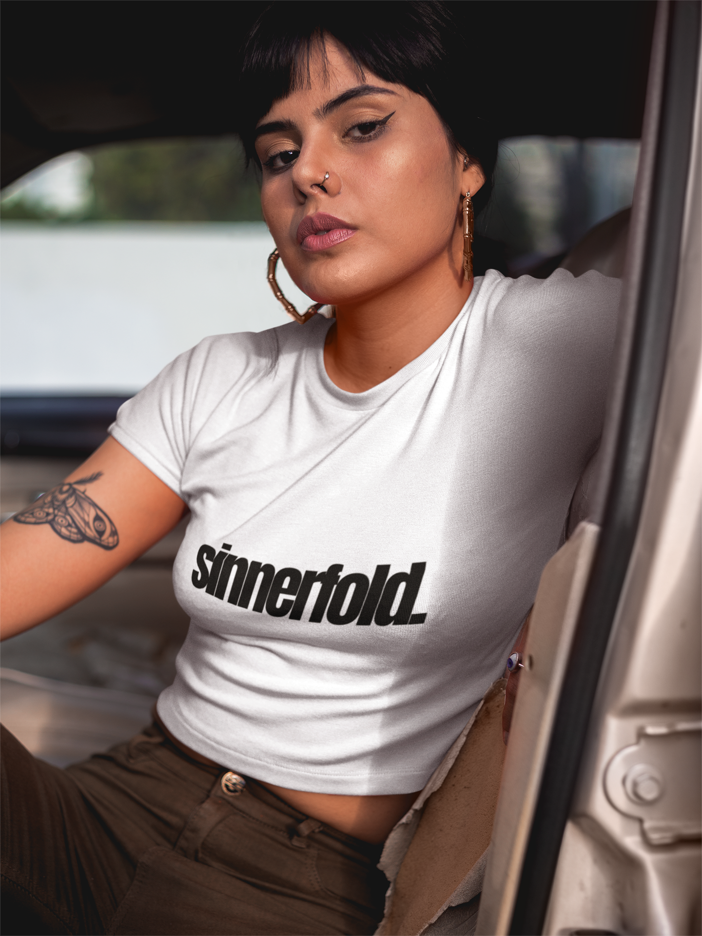 basic crop tee