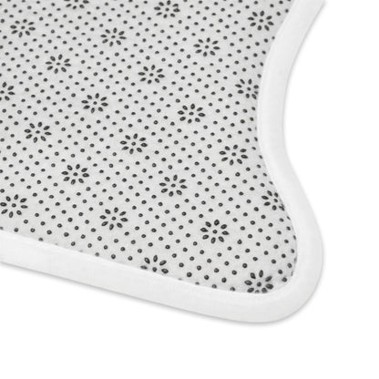 Checkerboard Pet Feeding Mat